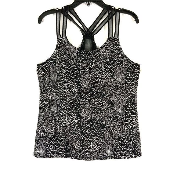 Fabletics Tops - Fabletics strappy b/w tank size L